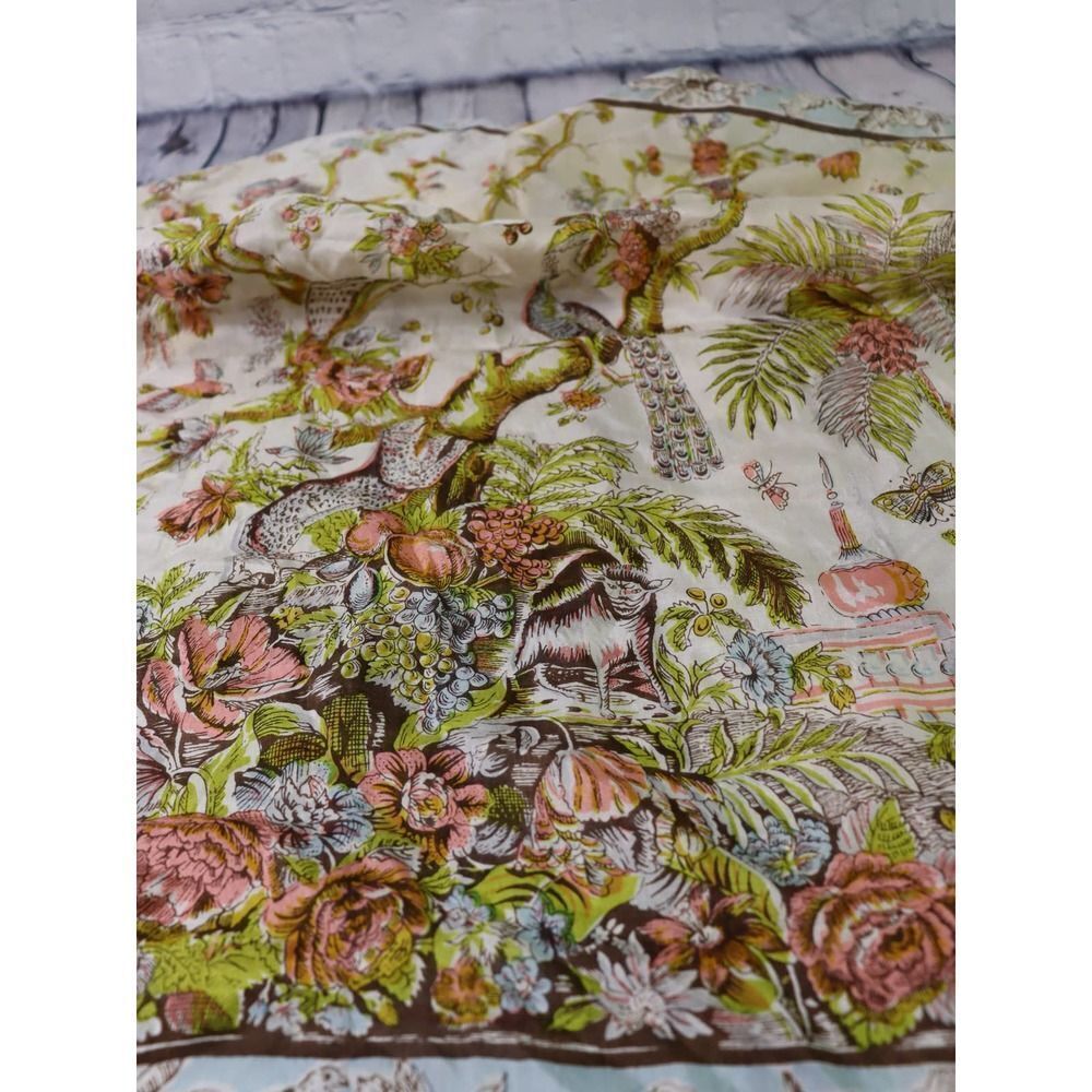 SUPER VINTAGE RUSSIAN SILK SCARF!! - Picture 7 of 10
